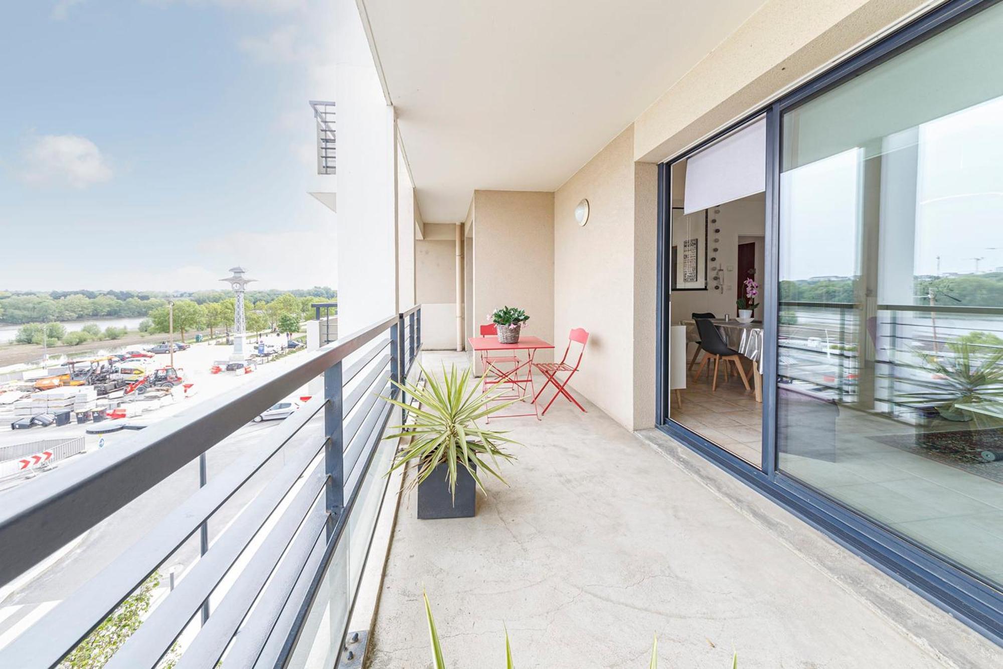 L'Aragon Wifi Balcon Vue La Maine Apartment Анже Екстериор снимка